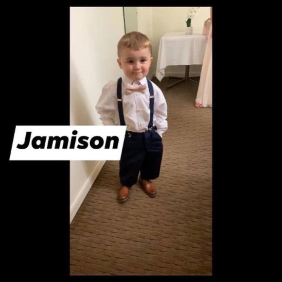 Meet your Posher, Sandy - Picture 1 of 1